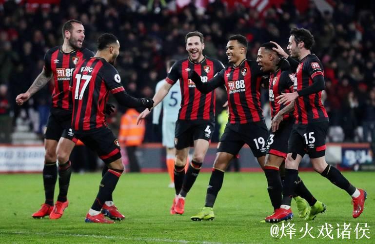 维拉队史新篇章:英超首度豪取6连胜 维拉队史新篇章:英超首度豪取6连胜